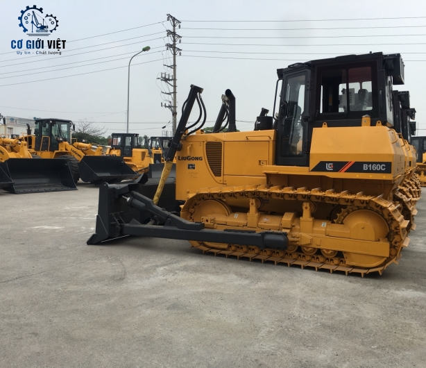  MÁY ỦI LIUGONG B160C - 4.5 M3